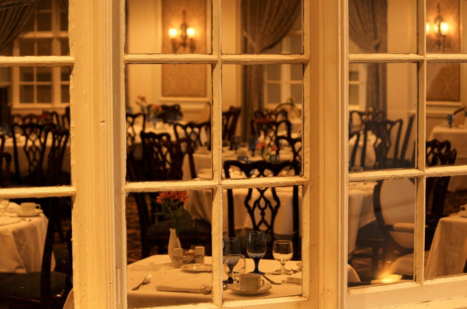 Dining Room Brigade