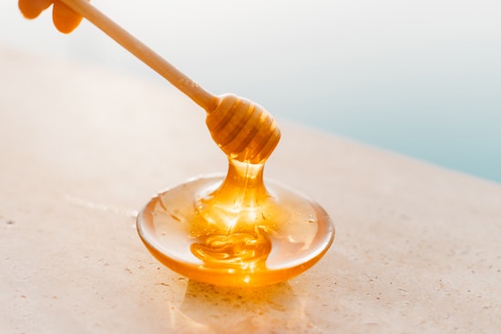 How to Prepare the Famous Honey Cake